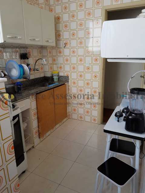 Apartamento à venda com 2 quartos, 70m² - Foto 12