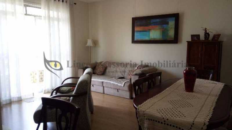 Apartamento à venda com 2 quartos, 120m² - Foto 1