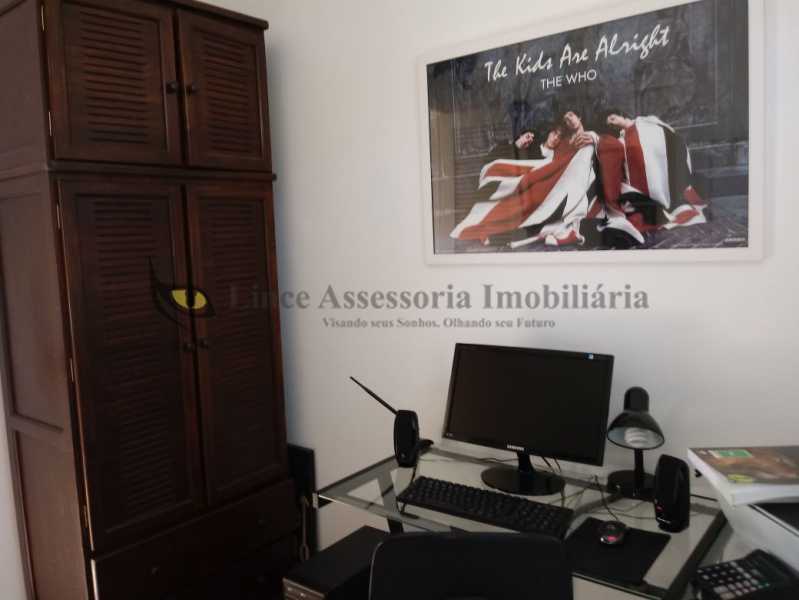 Apartamento à venda com 2 quartos, 120m² - Foto 15