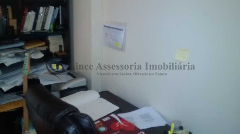 Apartamento à venda com 2 quartos, 92m² - Foto 25