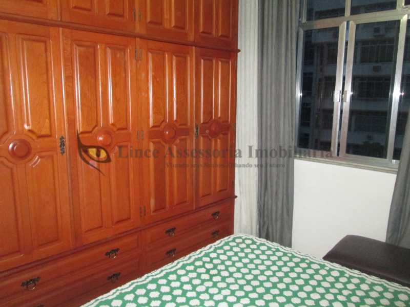 Apartamento à venda com 2 quartos, 93m² - Foto 9