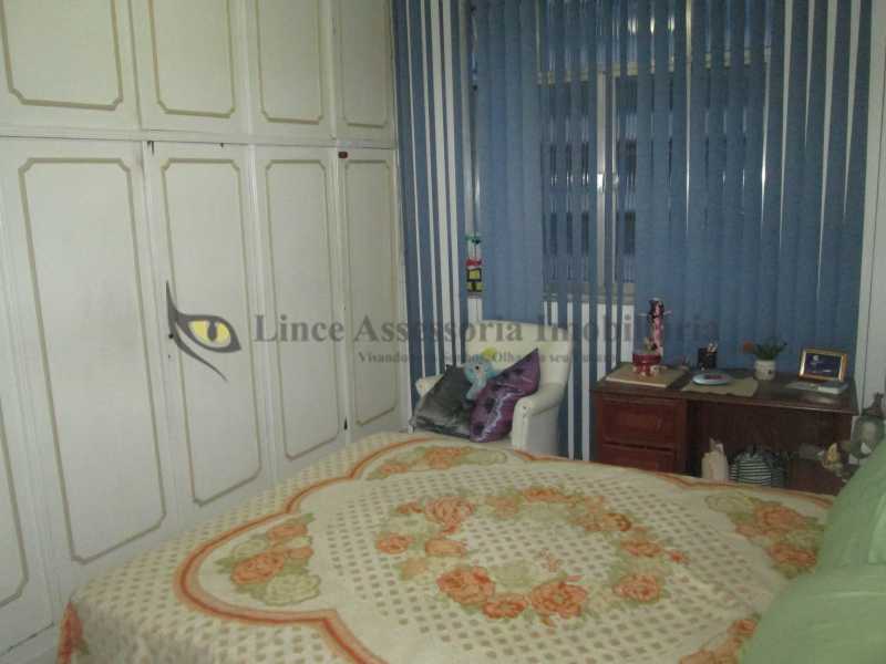 Apartamento à venda com 2 quartos, 93m² - Foto 11