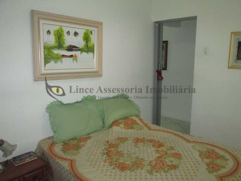 Apartamento à venda com 2 quartos, 93m² - Foto 13