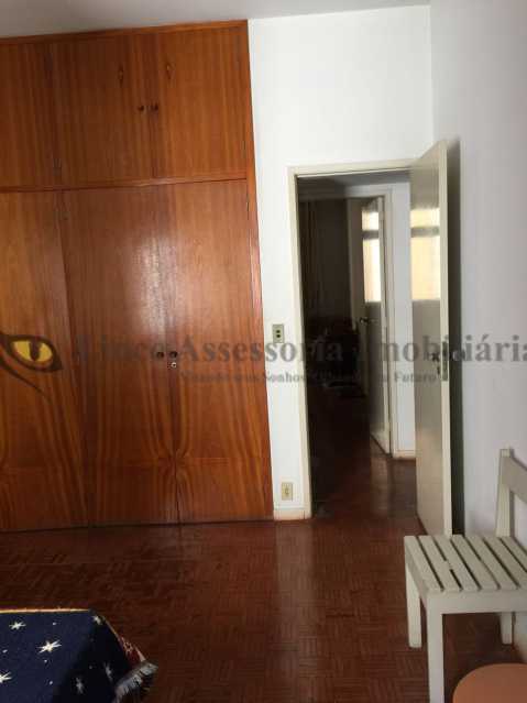 Apartamento à venda com 3 quartos, 96m² - Foto 8