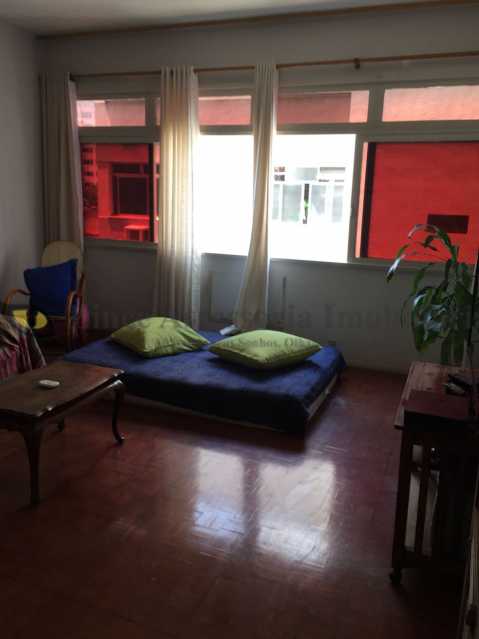 Apartamento à venda com 3 quartos, 96m² - Foto 1