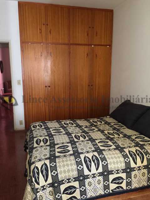 Apartamento à venda com 3 quartos, 96m² - Foto 6