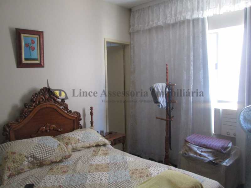 Apartamento à venda com 3 quartos, 110m² - Foto 5