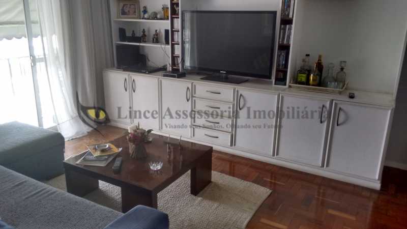 Apartamento à venda com 2 quartos, 91m² - Foto 3