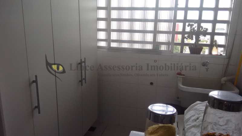 Apartamento à venda com 2 quartos, 91m² - Foto 19