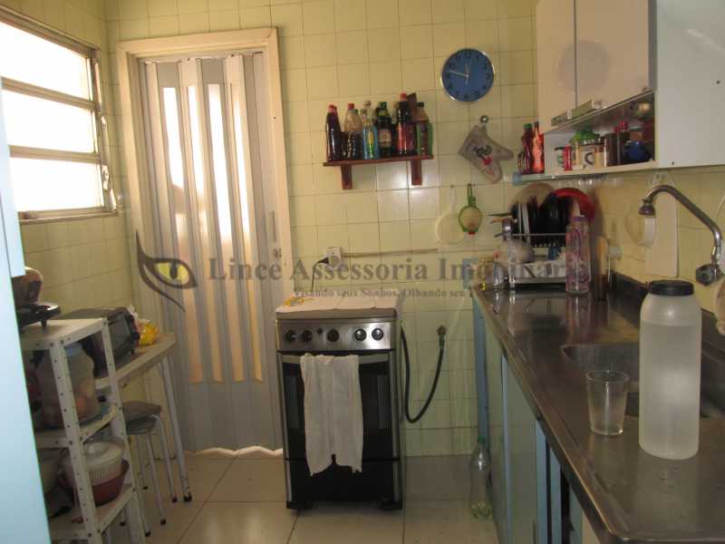 Apartamento à venda com 2 quartos, 74m² - Foto 12