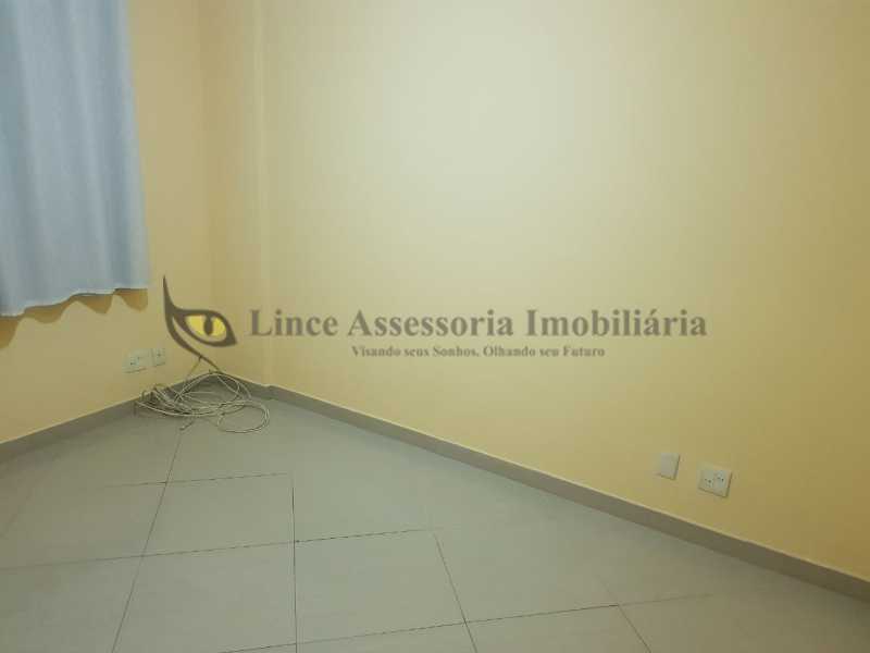 Apartamento à venda com 3 quartos, 190m² - Foto 9