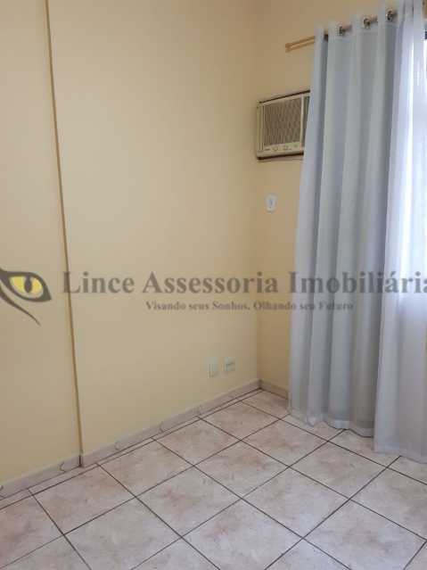 Apartamento à venda com 3 quartos, 190m² - Foto 7