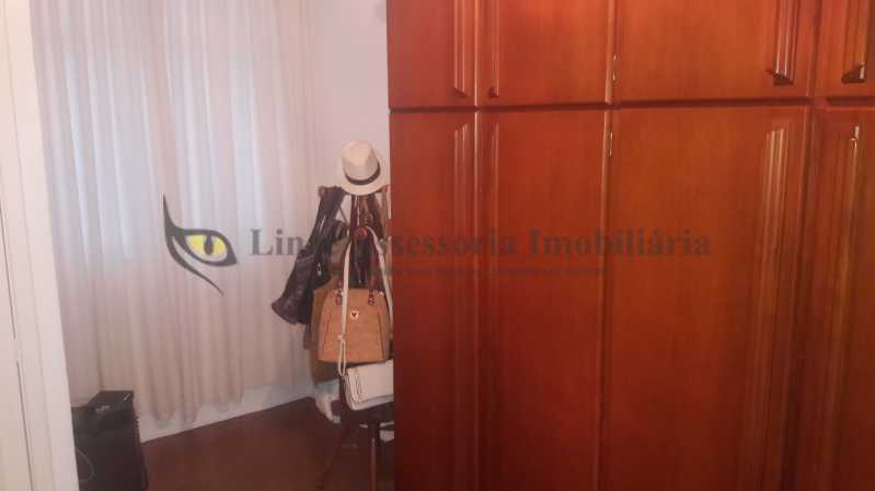 Apartamento à venda com 2 quartos, 75m² - Foto 12