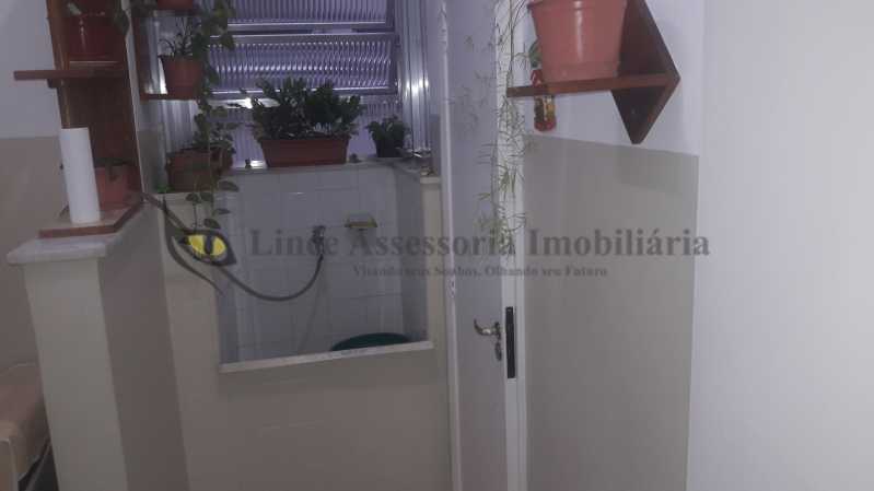 Apartamento à venda com 2 quartos, 75m² - Foto 22