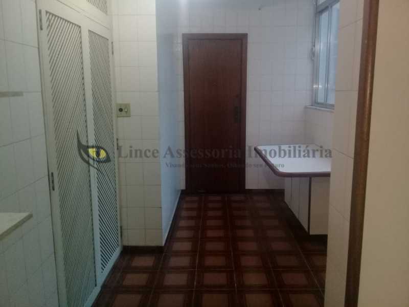 Apartamento à venda com 3 quartos, 167m² - Foto 21