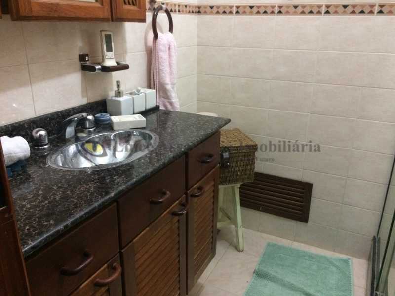 Apartamento à venda com 4 quartos, 145m² - Foto 23