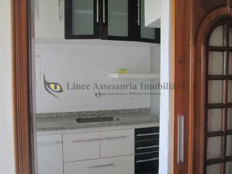 Apartamento à venda com 3 quartos, 62m² - Foto 19