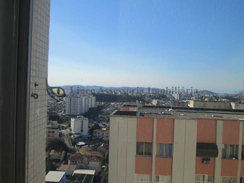 Apartamento à venda com 3 quartos, 62m² - Foto 24