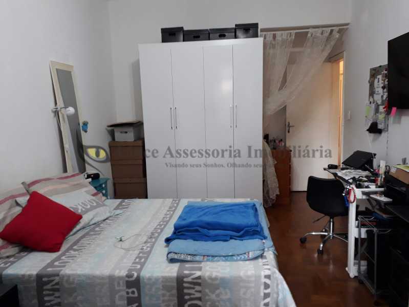 Apartamento à venda com 2 quartos, 75m² - Foto 10