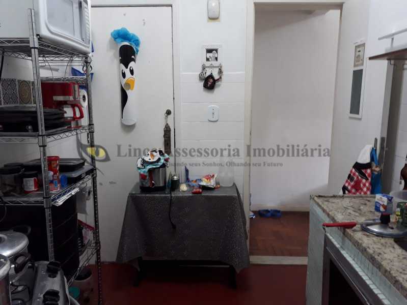 Apartamento à venda com 2 quartos, 75m² - Foto 23