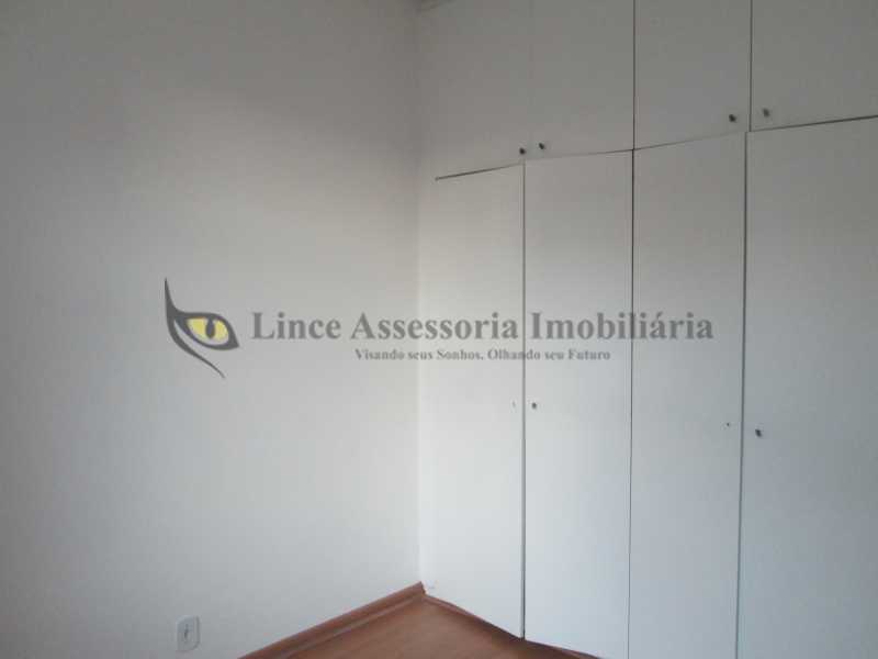 Apartamento à venda com 3 quartos, 118m² - Foto 12