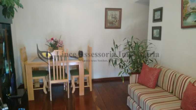 Apartamento à venda com 1 quarto, 45m² - Foto 2