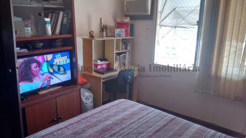 Apartamento à venda com 1 quarto, 45m² - Foto 8