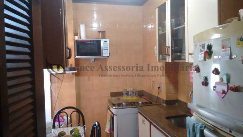 Apartamento à venda com 1 quarto, 45m² - Foto 15