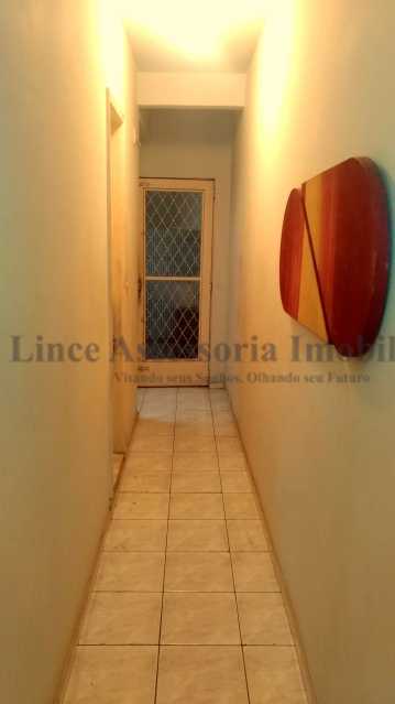 Apartamento à venda com 1 quarto, 60m² - Foto 11