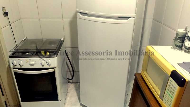 Apartamento à venda com 1 quarto, 60m² - Foto 16