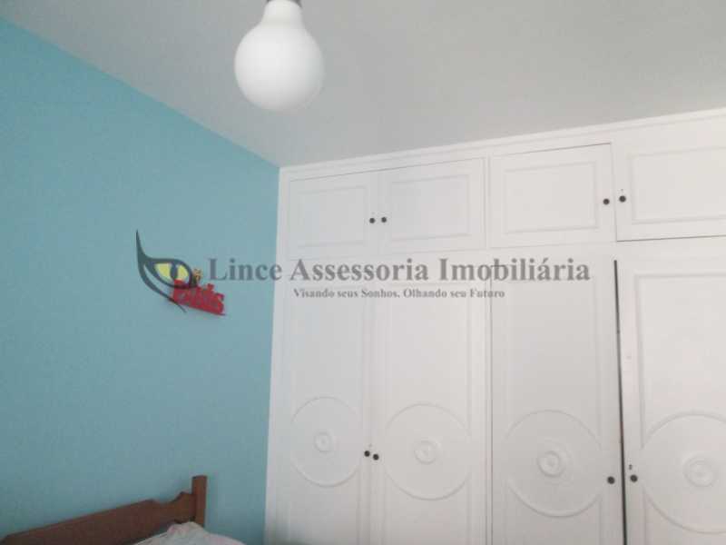 Apartamento à venda com 2 quartos, 73m² - Foto 10