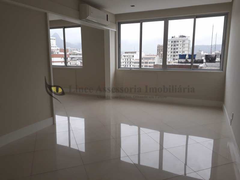 Apartamento à venda com 3 quartos, 104m² - Foto 4