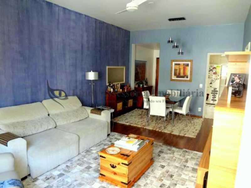 Apartamento à venda com 3 quartos, 106m² - Foto 2