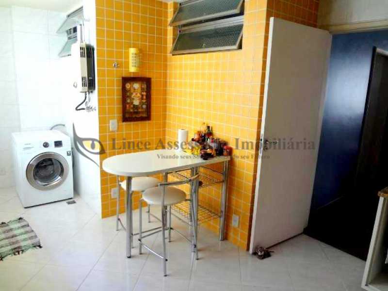 Apartamento à venda com 3 quartos, 106m² - Foto 17