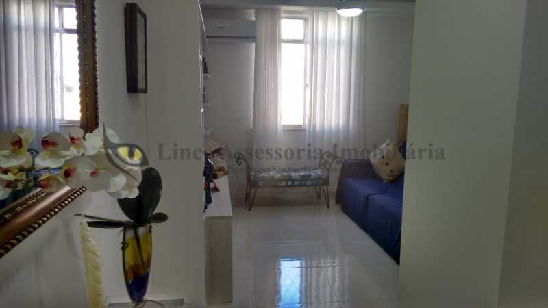 Apartamento à venda com 2 quartos, 53m² - Foto 3