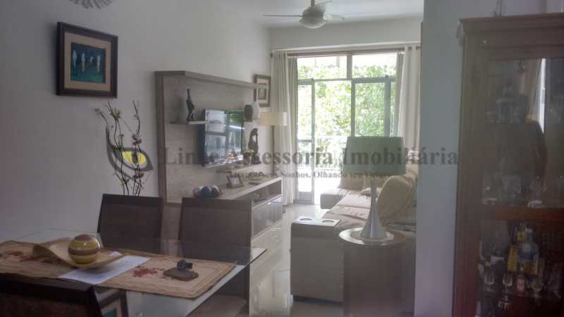 Apartamento à venda com 2 quartos, 72m² - Foto 1