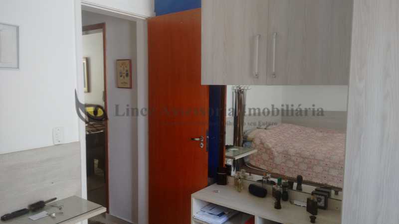 Apartamento à venda com 2 quartos, 72m² - Foto 14