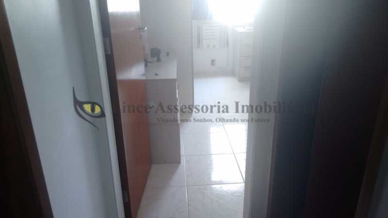 Apartamento à venda com 2 quartos, 72m² - Foto 27