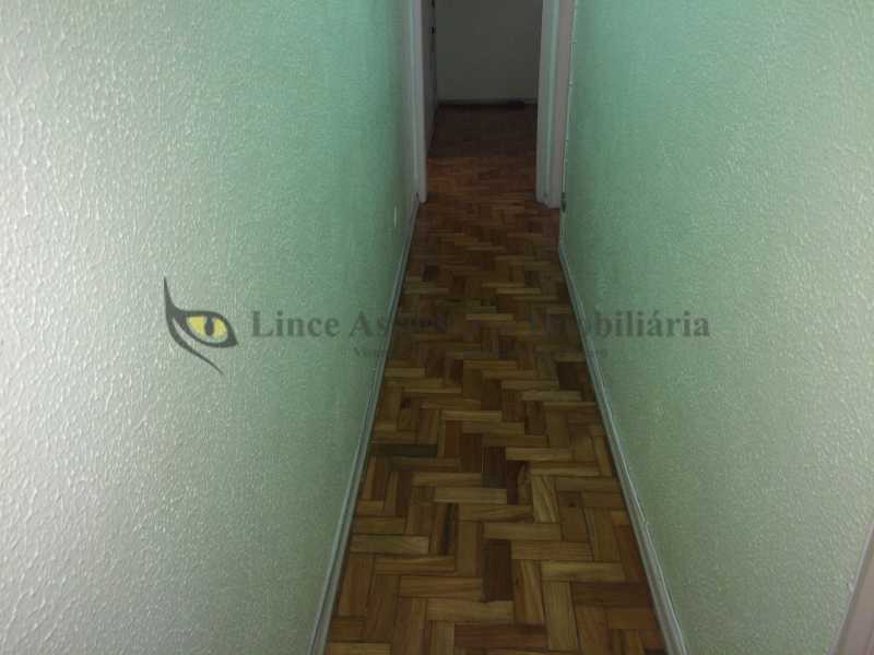 Apartamento à venda com 2 quartos, 65m² - Foto 4