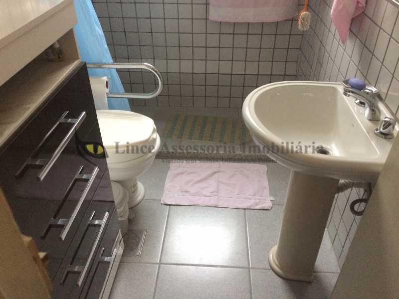 Apartamento à venda com 2 quartos, 65m² - Foto 8