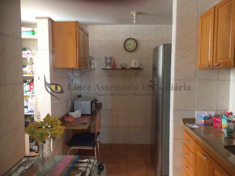 Apartamento à venda com 2 quartos, 65m² - Foto 14