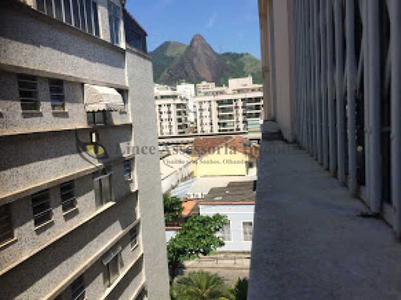 Apartamento à venda com 2 quartos, 65m² - Foto 20