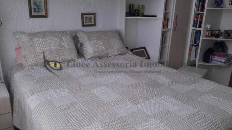 Apartamento à venda com 2 quartos, 82m² - Foto 8