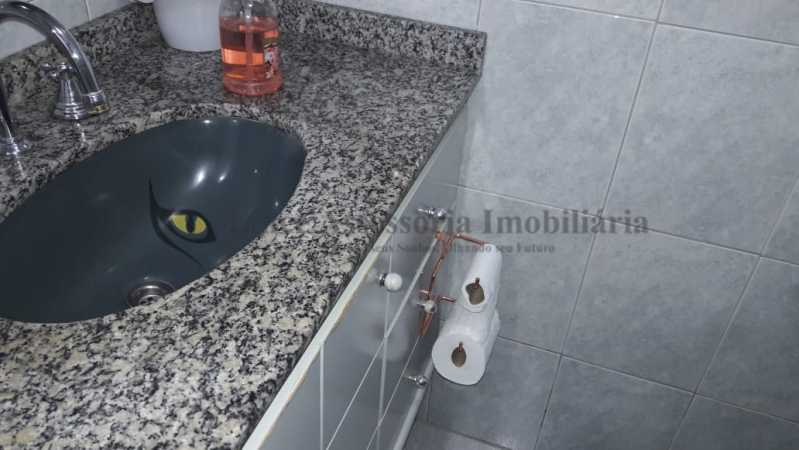 Apartamento à venda com 2 quartos, 82m² - Foto 25