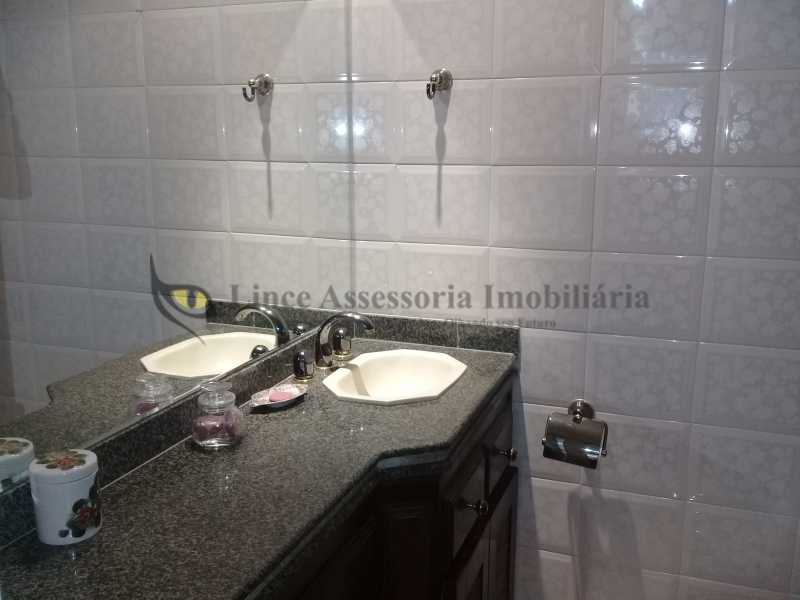 Apartamento à venda com 2 quartos, 77m² - Foto 6