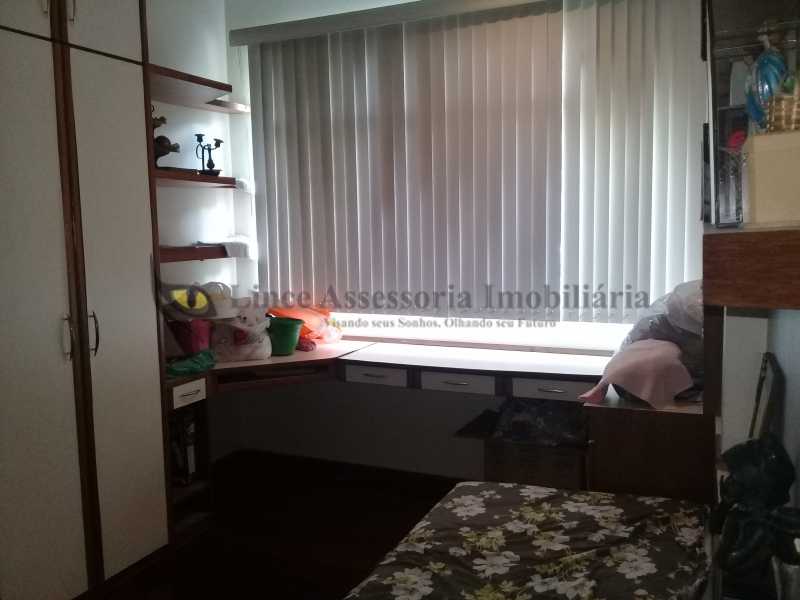 Apartamento à venda com 2 quartos, 77m² - Foto 8