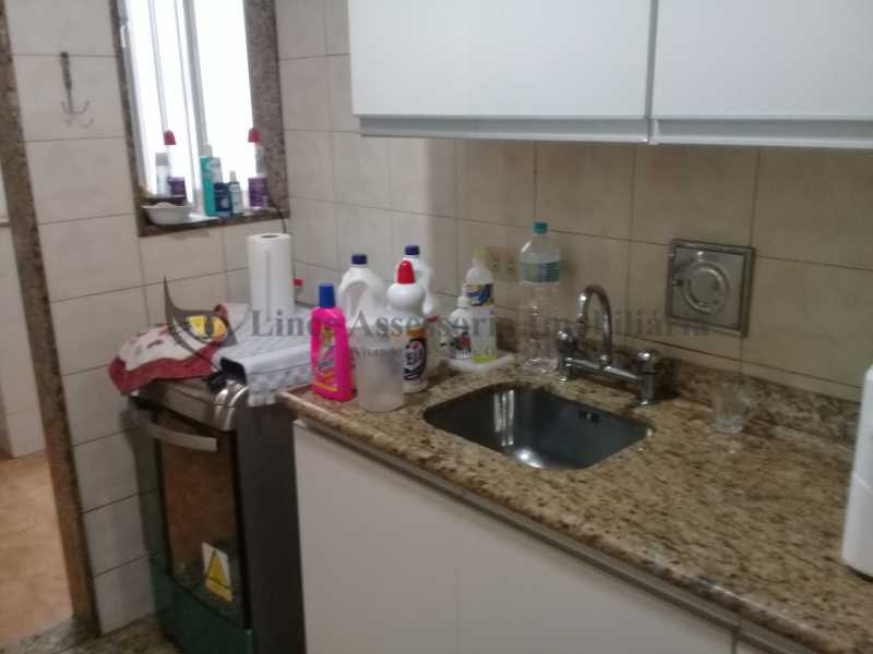 Apartamento à venda com 2 quartos, 77m² - Foto 13