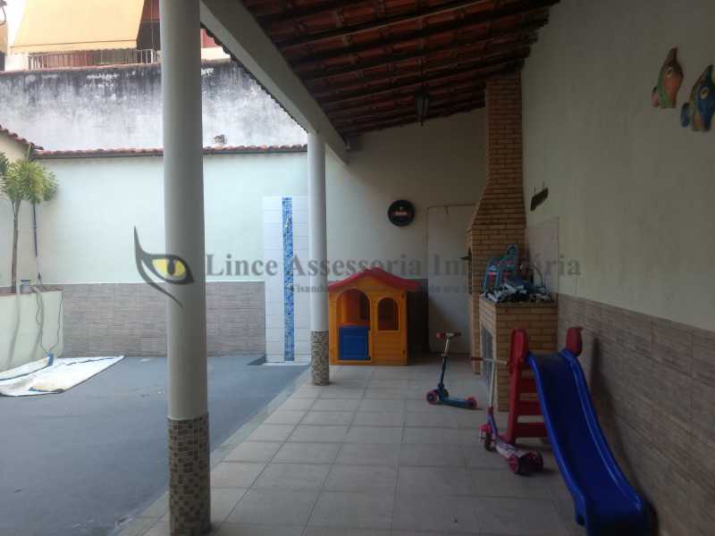 Casa à venda com 3 quartos, 240m² - Foto 19