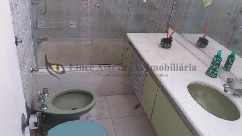 Apartamento à venda com 3 quartos, 180m² - Foto 25