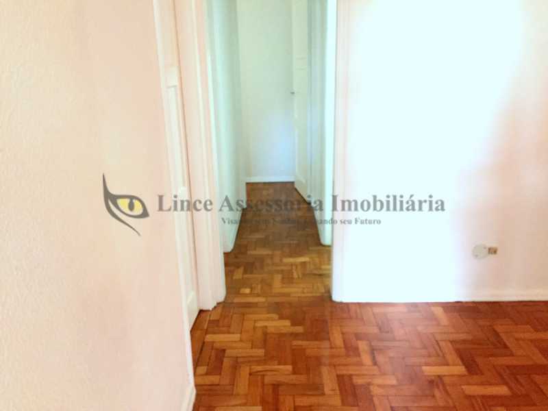 Apartamento para alugar com 3 quartos, 116m² - Foto 5